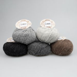 Dzija Mafil Ande 50 g / Dažādas krāsas