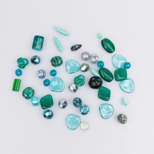 Presēta stikla pērlīšu maisījums 25 g / Sea Green