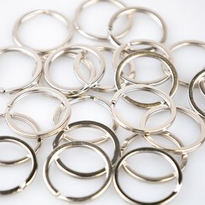 Металлическое кольцо для ключей 20 мм / Серебристый