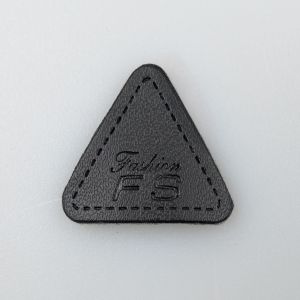 Кожаная нашивка / патч 25 x 25 мм /  Черный 332