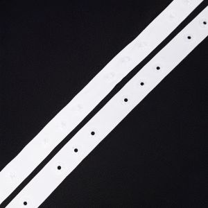 Лента c кнопками 18 мм /  Белая