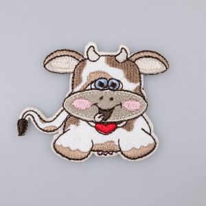 Термотрансферная наклейка / Little brown-white cow