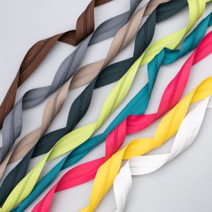 3 мм молния метражная S3 / Разные тона